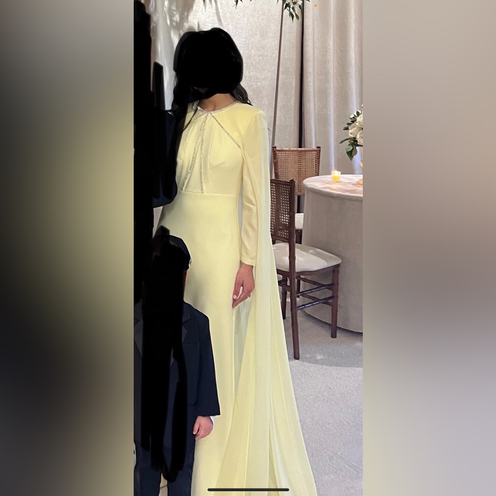 Elegant Yellow Evening Gown